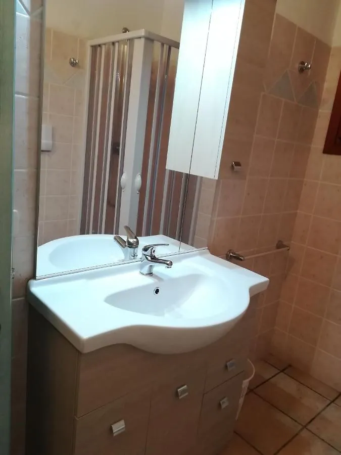 Il Poggio Apartment San Pasquale 0*,